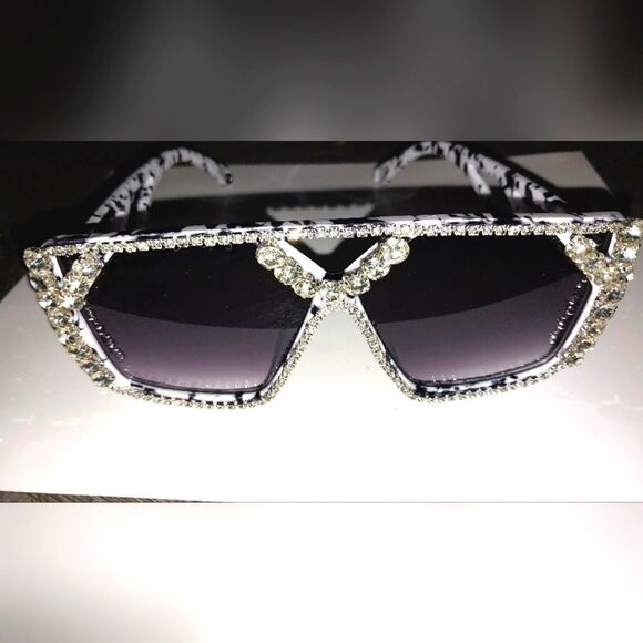 White And Black Bold Chunky Oversized luxury Style rhinestone sunglasses